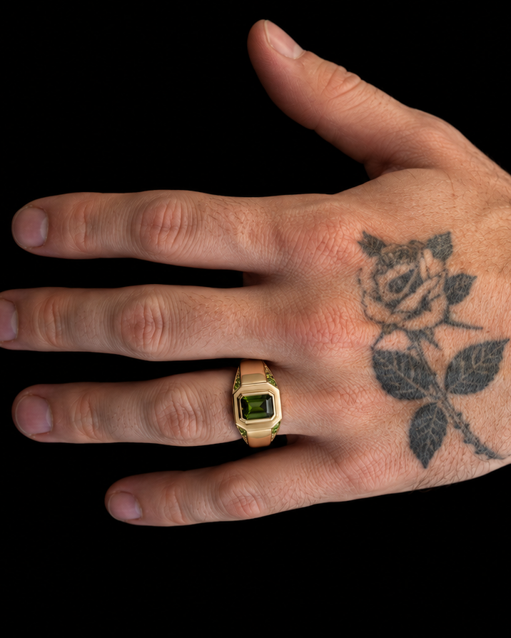 Carraigín 18k Gold Ring